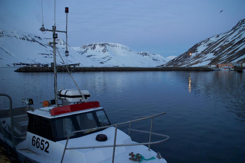 Comfy Guesthouse Westfjords Sudureyri Exteriér fotografie